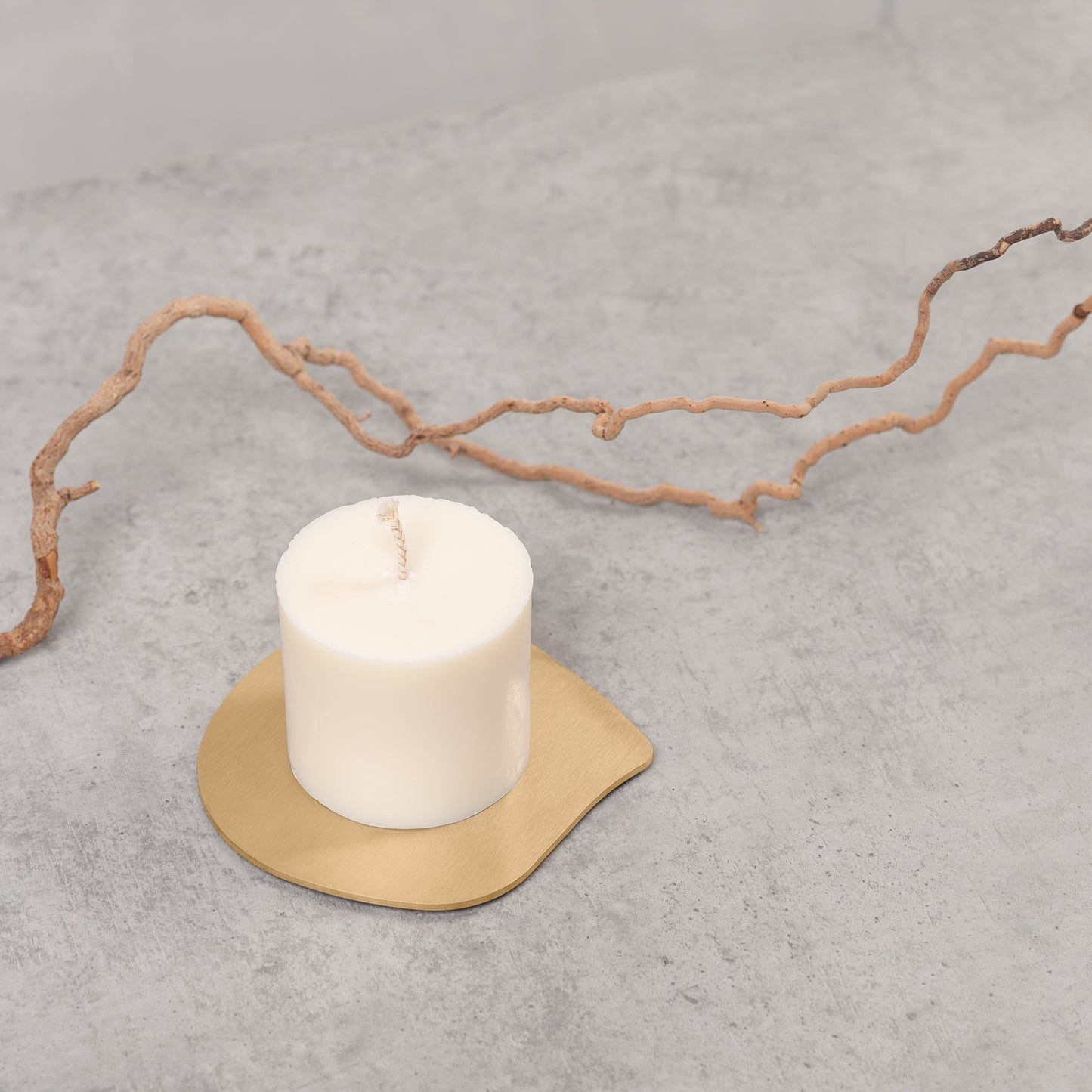 Bougie pilier en cire de colza de forme cylindrique